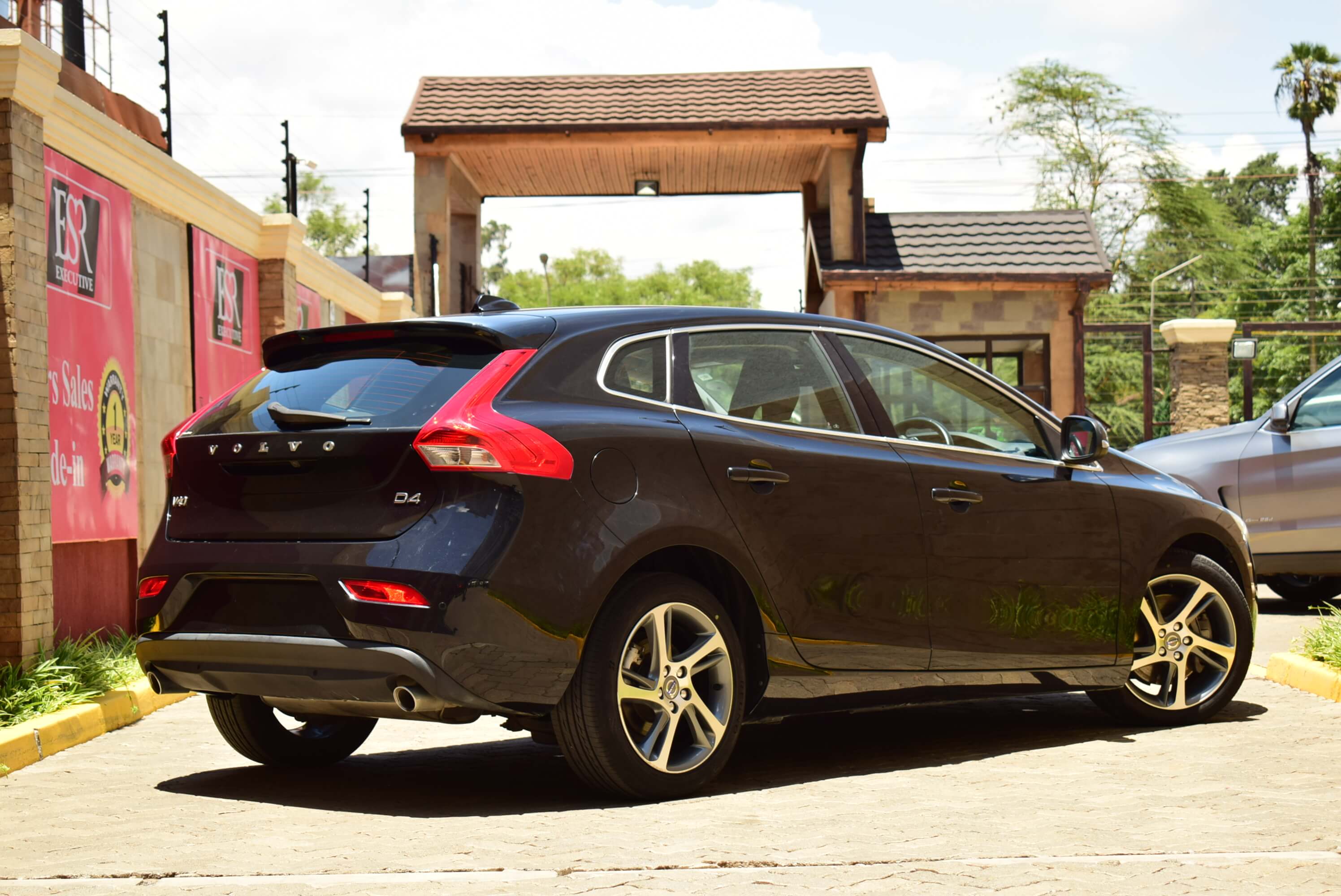 Executive Super Rides Limited
